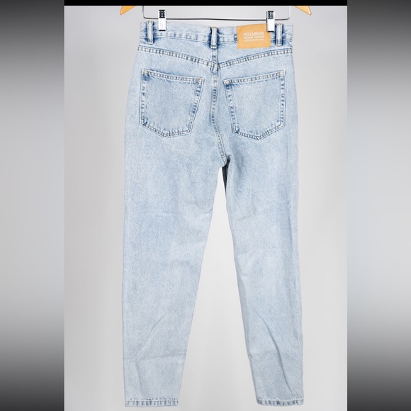 Ladies Pull&Bear Distressed Light Wash Jeans - Picture 2 of 2